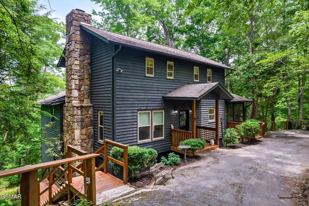 3282 Emerald Springs Loop, Pigeon Forge