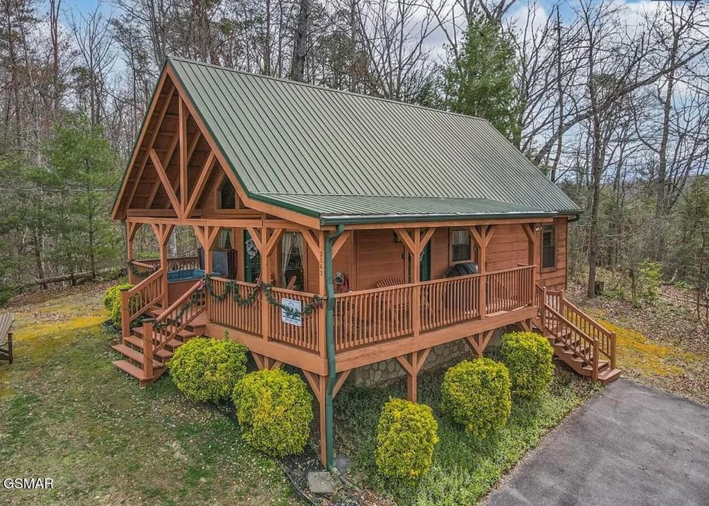 2062 Bird Ridge Road, Sevierville