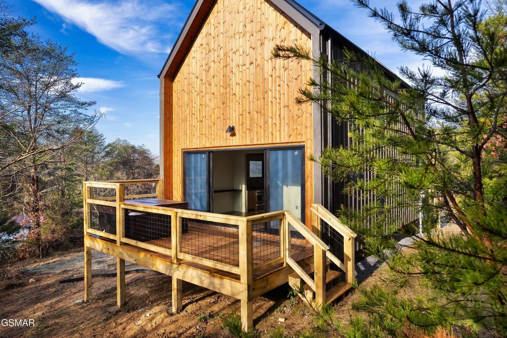 3553 Lillie Boulevard, Sevierville