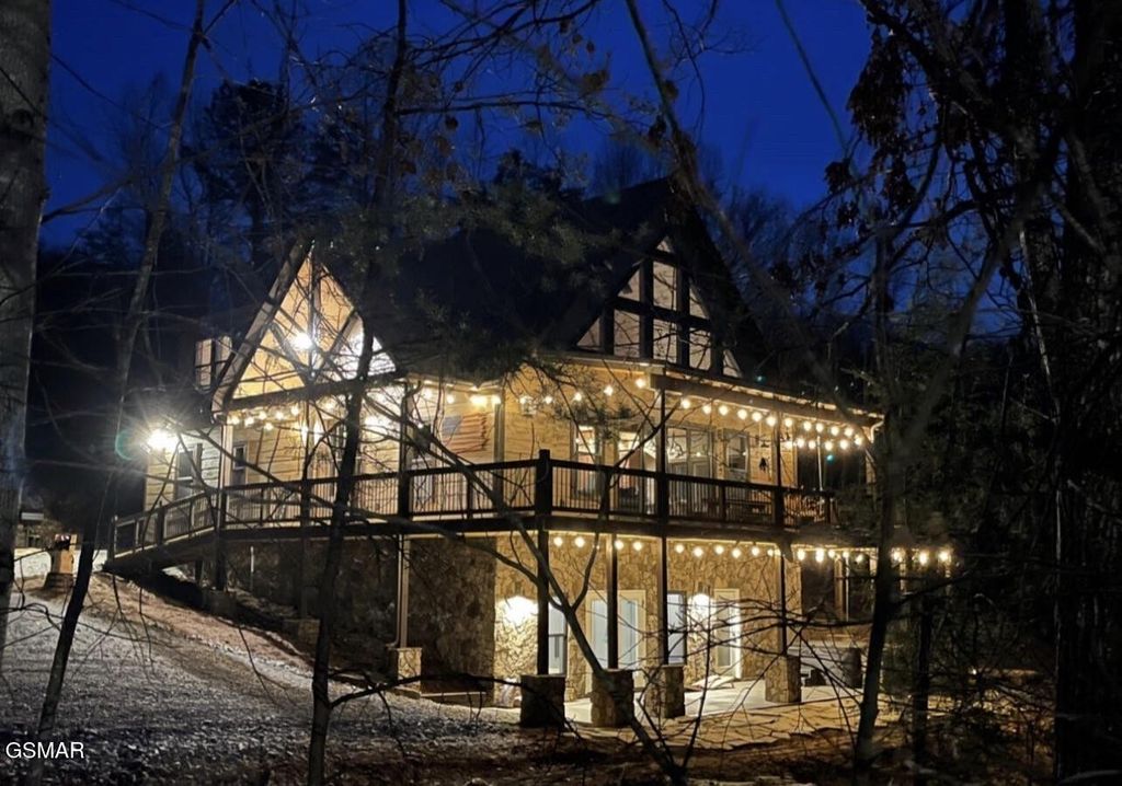 2462 Misty Shadows Drive, Sevierville
