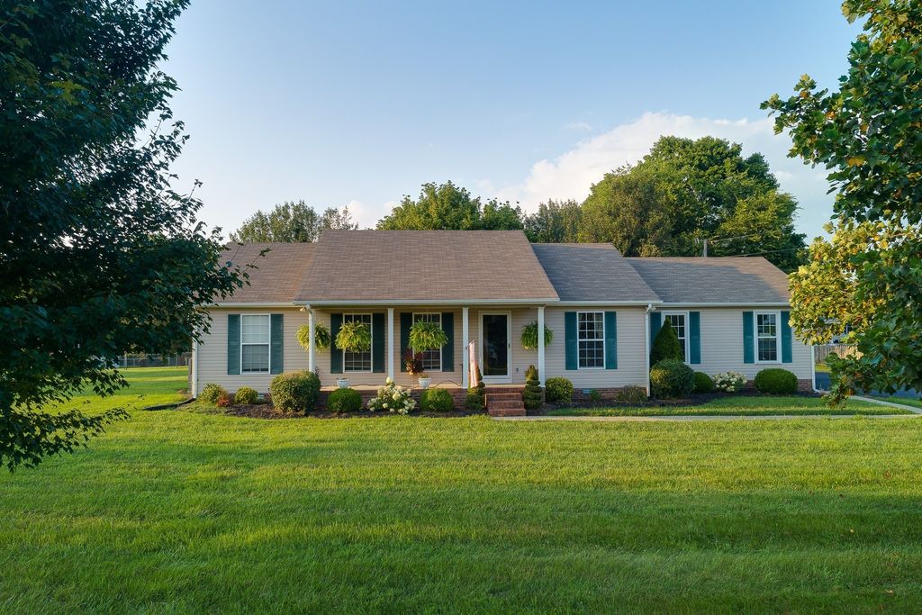 2202 Sims Rd, Shelbyville