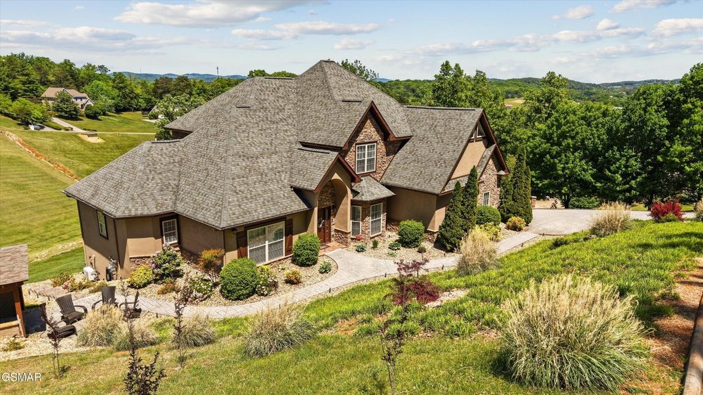 3419 Bentwood Drive, Kodak