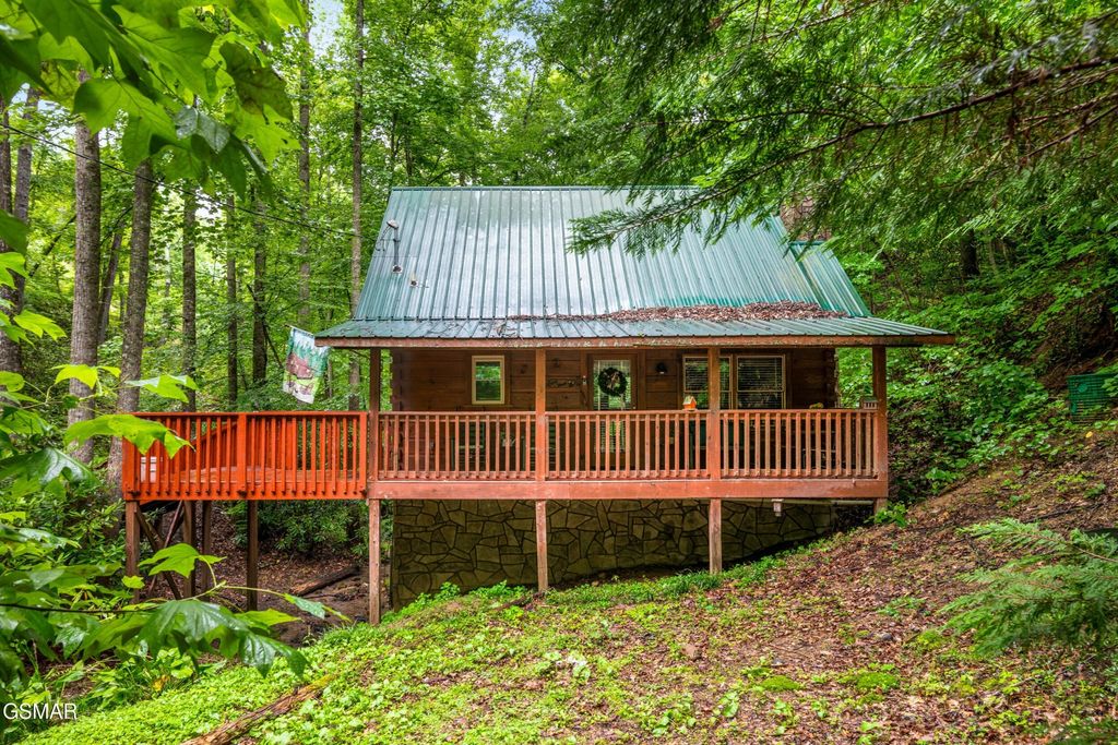 1823 Laurel Valley Way, Sevierville