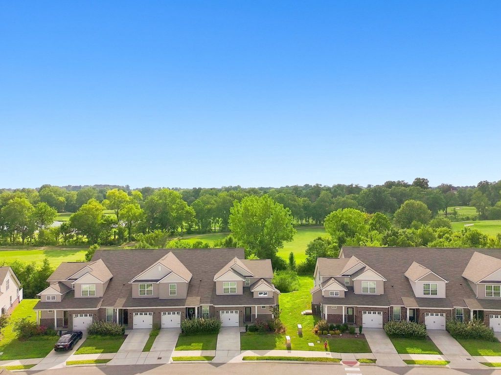 683 Birdie Dr, Spring Hill