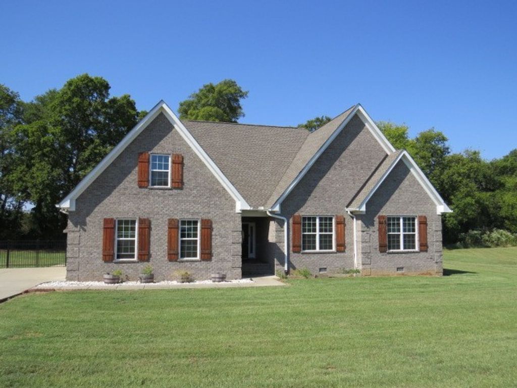 135 Stonecreek Dr, Pulaski