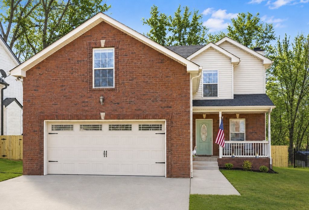 3467 Melrose Dr, Clarksville