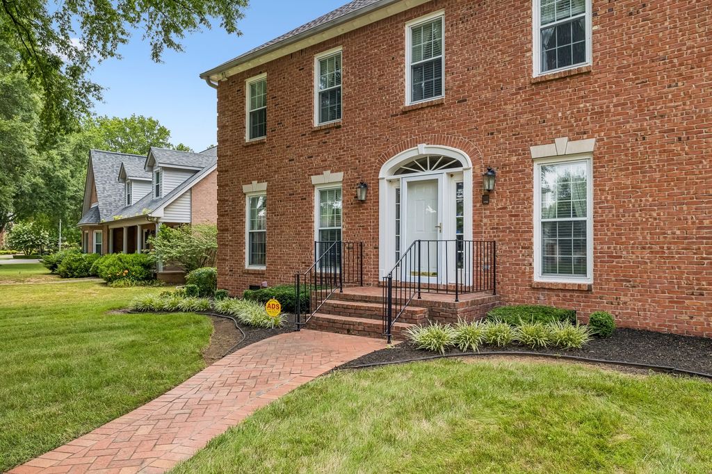 1449 Georgetown Ln, Murfreesboro
