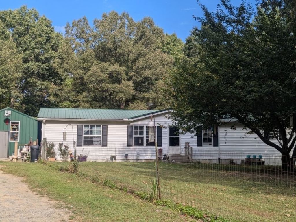 429 Crestview Loop, Crossville