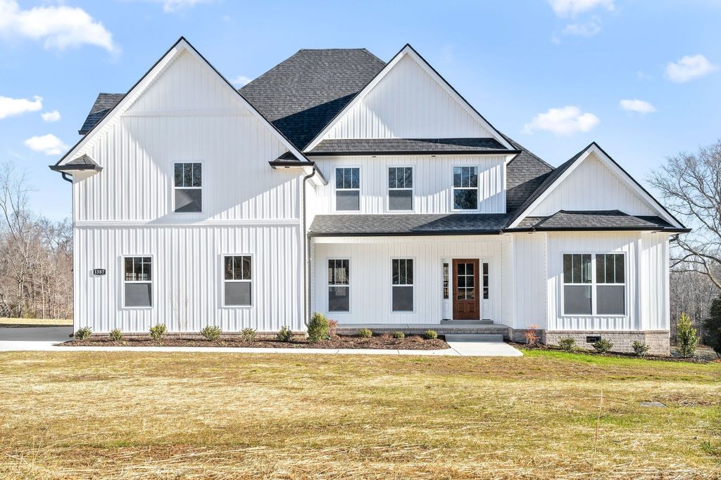 4987 Hunter Rd, Southside