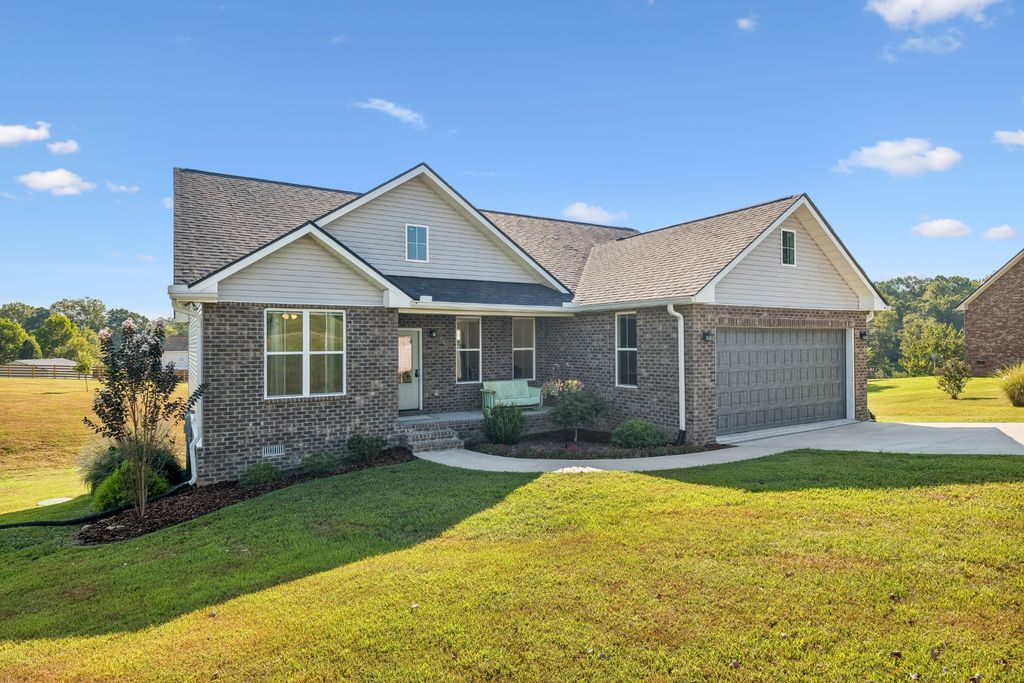 164 Lena Loop, Burns