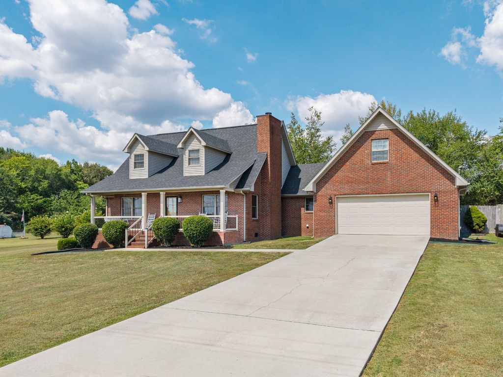 16 Eastridge Rd, Fayetteville