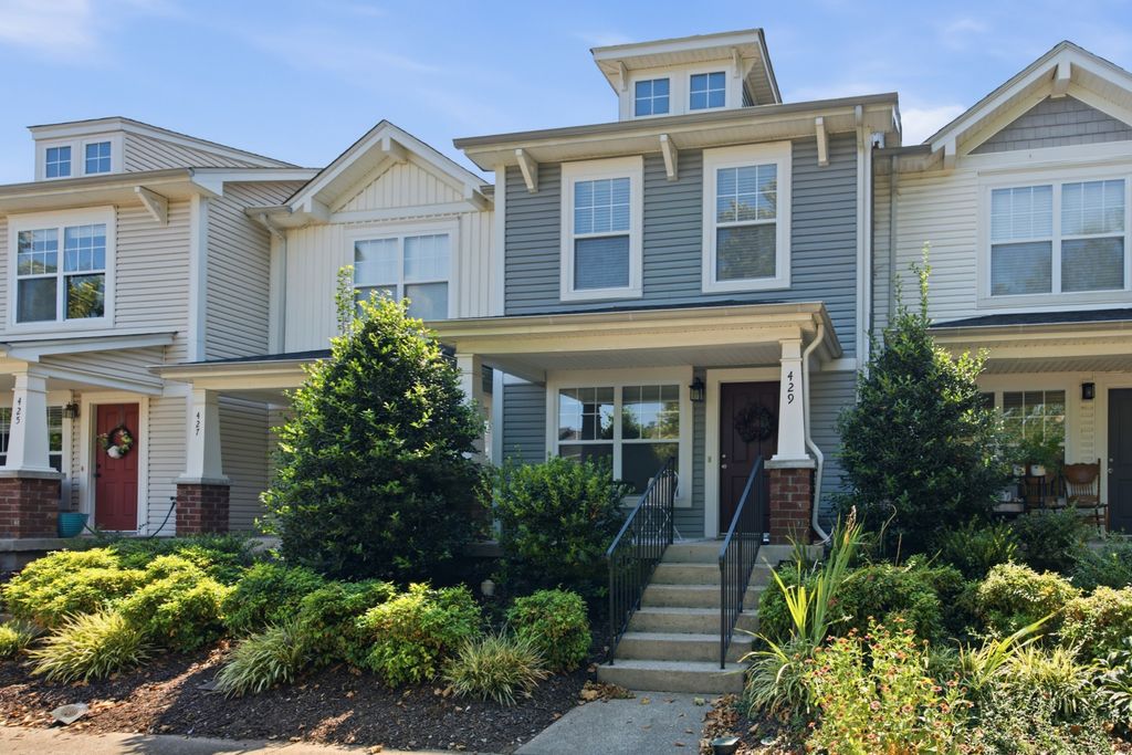429 Shadow Glen Dr, Nashville