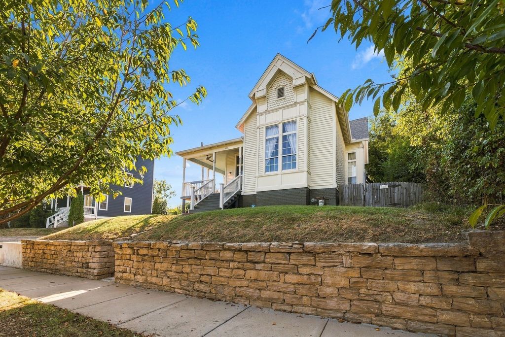 520 S 12th St, Nashville