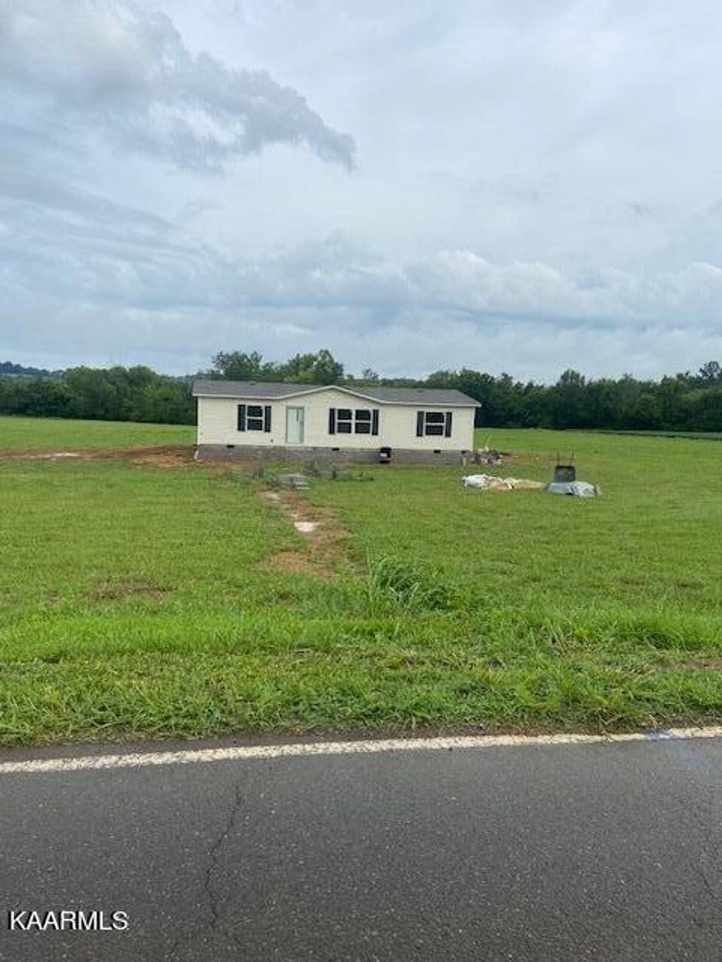 145 County Road 384, Niota