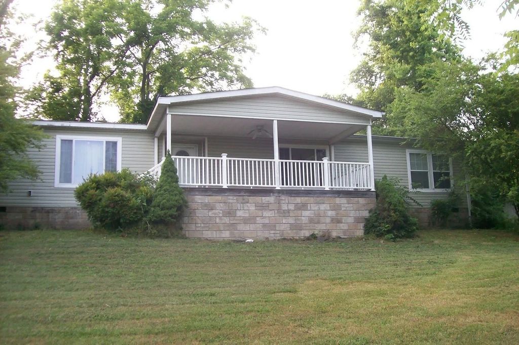 441 Lewallen Hollow Ln, Clinton