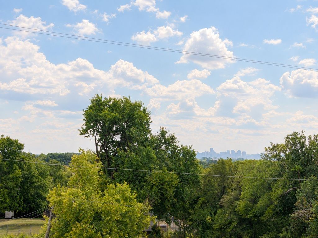 133 Hart Ln, Nashville
