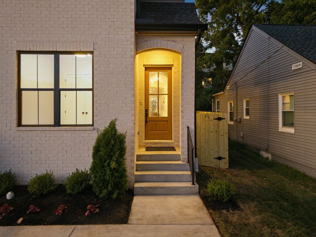1015b Dozier Pl, Nashville