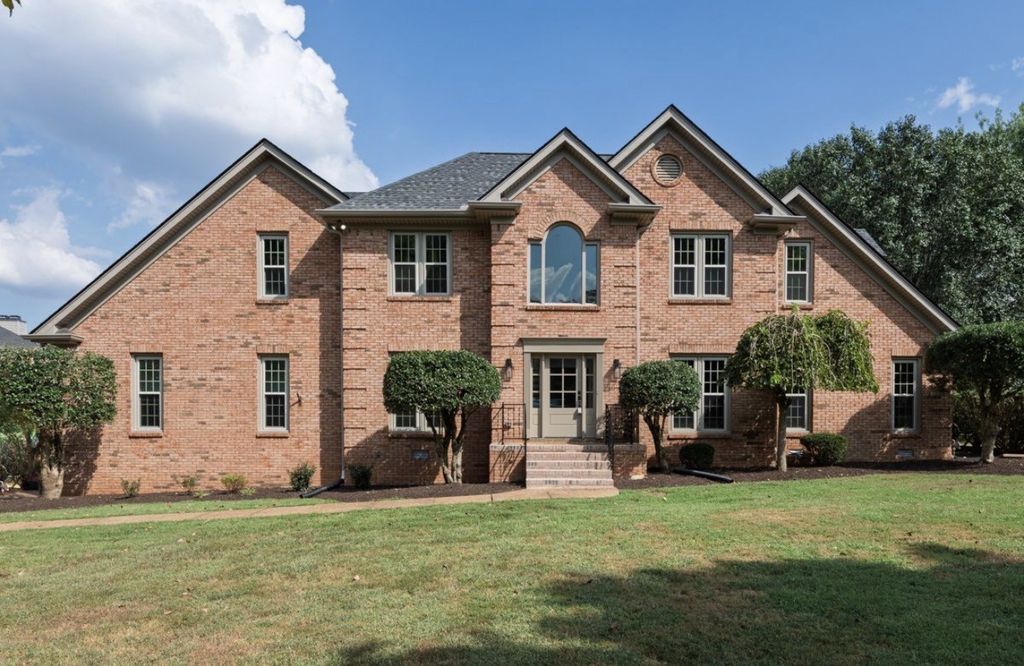 2202 Chadwick Ct, Mount Juliet