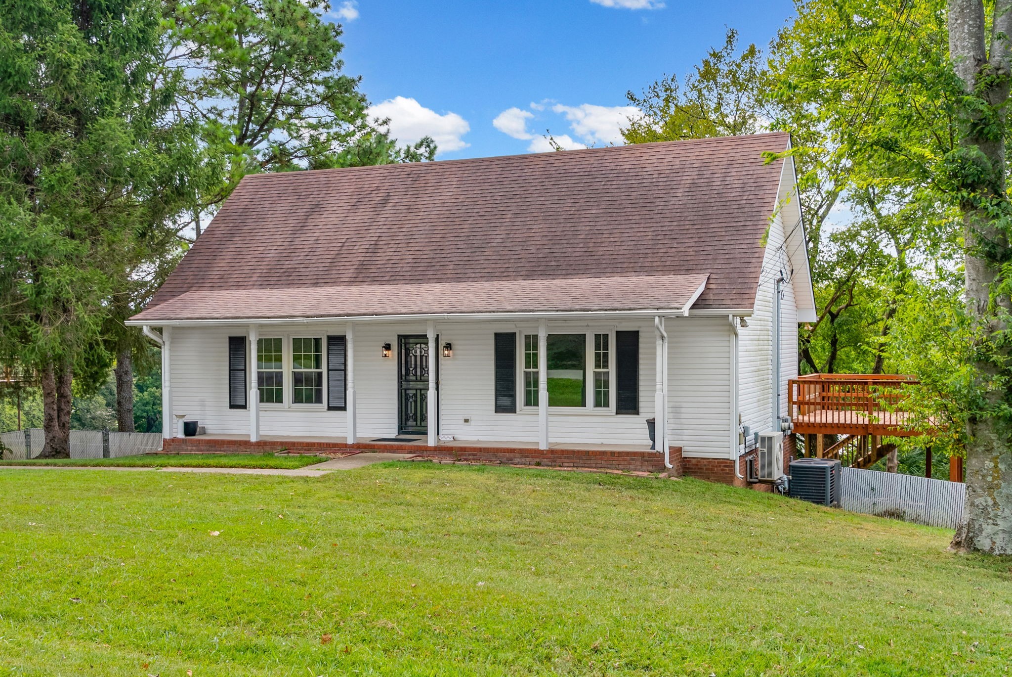 Photo of Listing #3592970