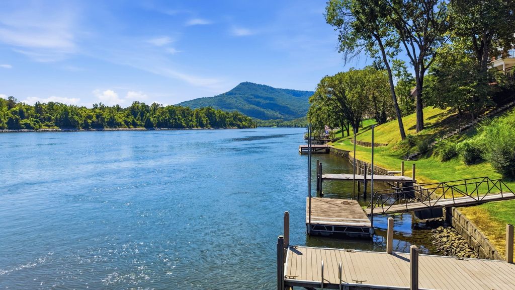 3162 Waterfront Drive, Chattanooga