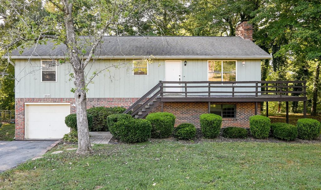 3518 Eveningside Drive Nw, Cleveland