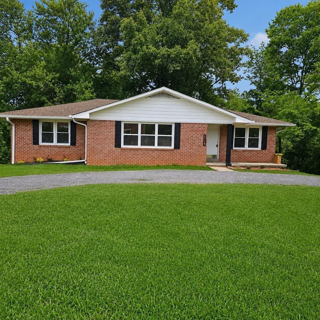 250 E 16th St E, Cookeville