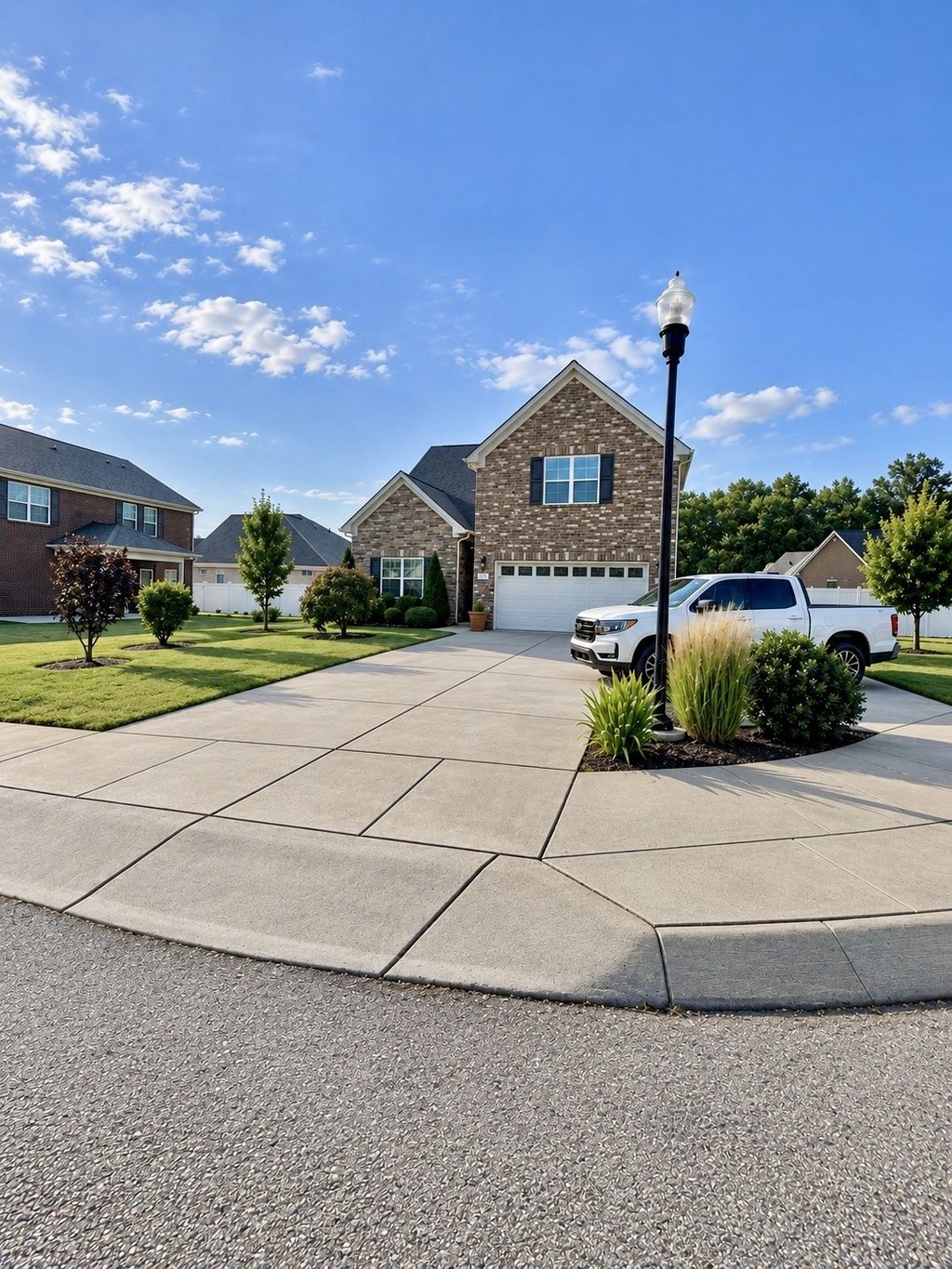 739 Reflections Lane, Pleasant View