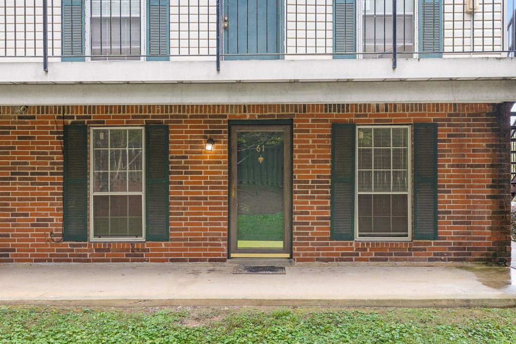 900 Mountain Creek Road E61, Chattanooga