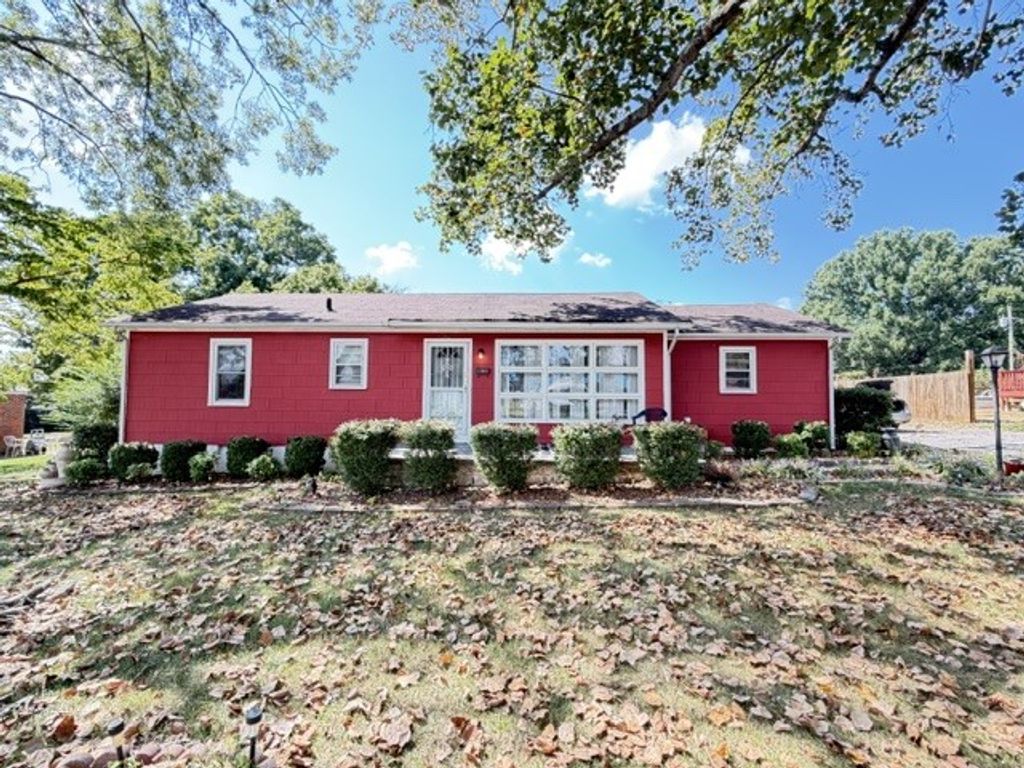 107 Highland Dr, Winchester
