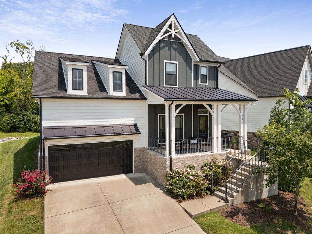109 Lenham Dr, Brentwood
