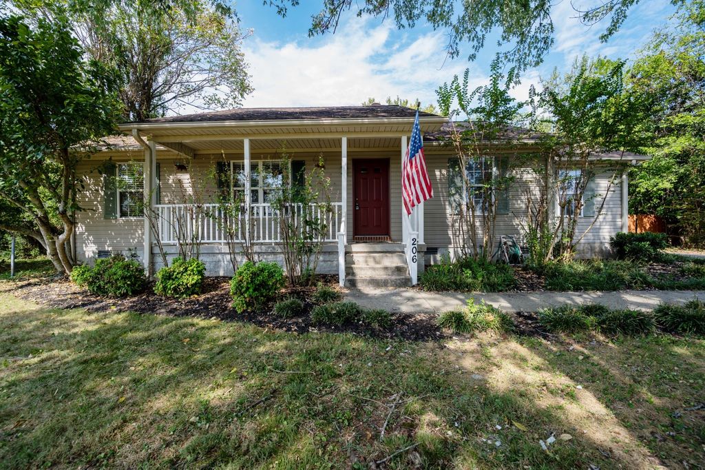206 Caribou Trl, Murfreesboro