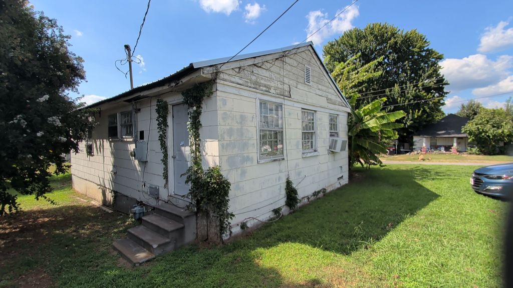 1712 Harder St, Humboldt