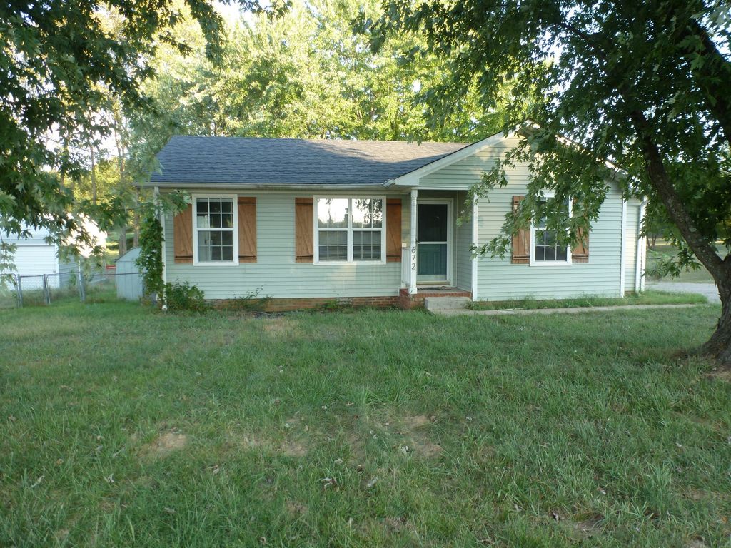 672 Artic Ave, Oak Grove