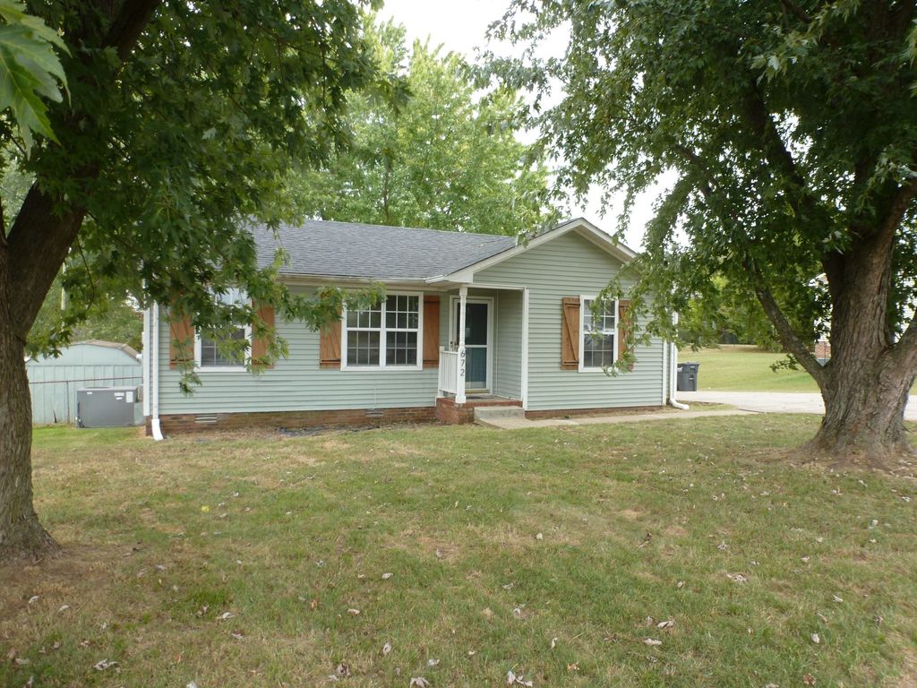 672 Artic Ave, Oak Grove