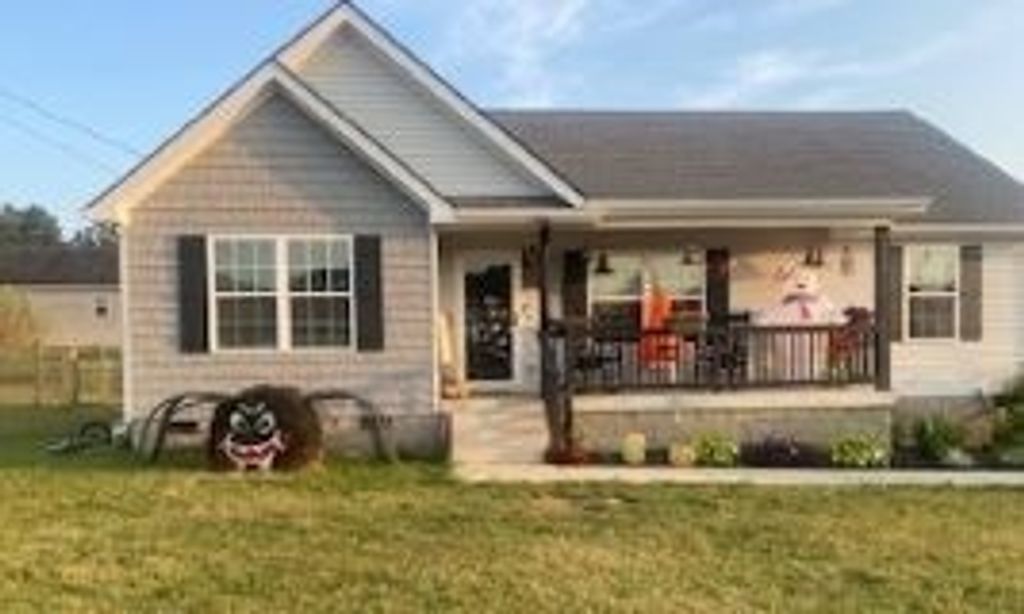 1205 Maelee Ann Dr W, Lewisburg