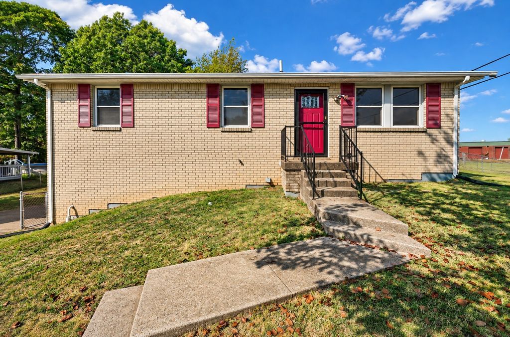 443 Appleton Dr, Clarksville
