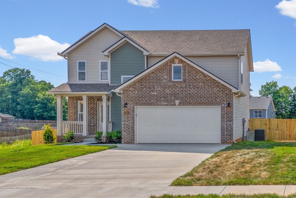 408 Park Glen Lane, Clarksville