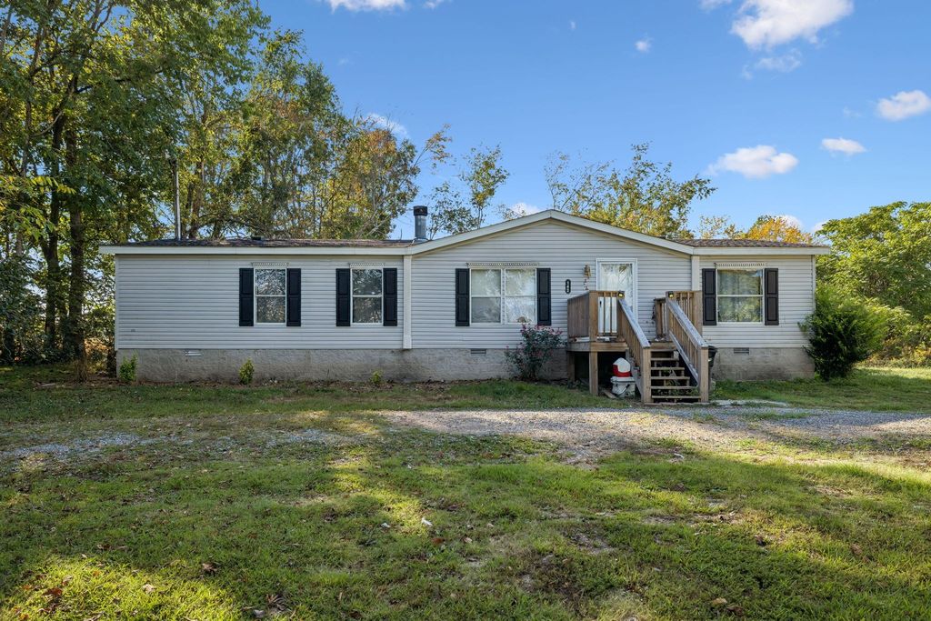 142 Dan Bean Rd, Red Boiling Springs