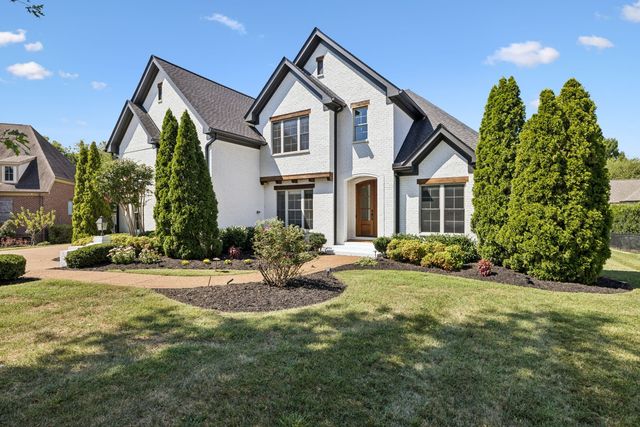 1005 Orchard Hill Ct, Arrington