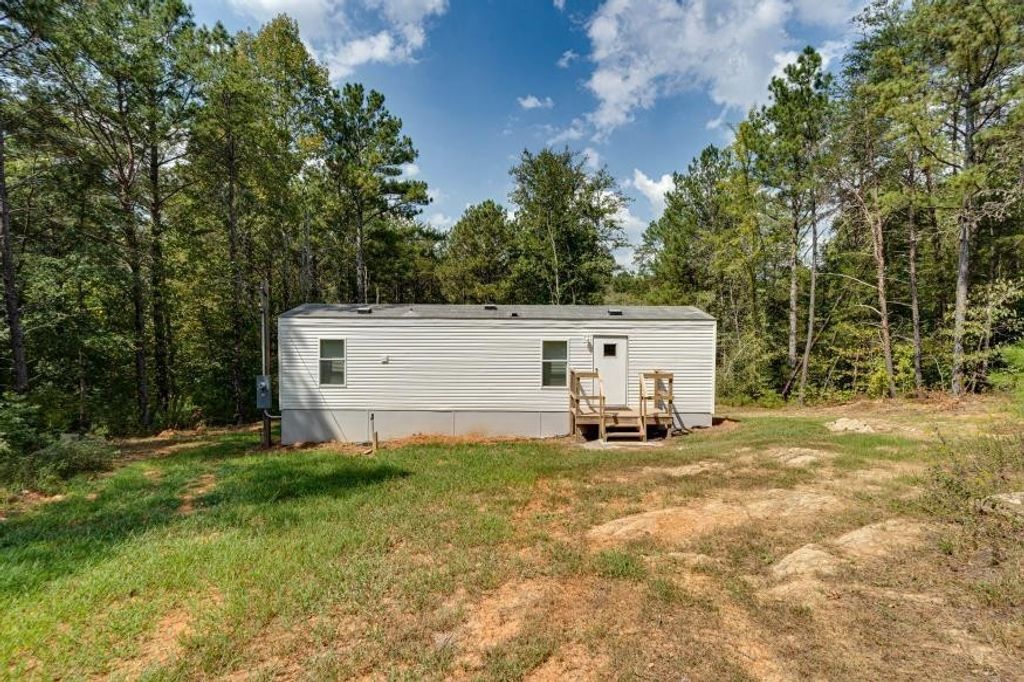 169 Volunteer Lane, Old Fort