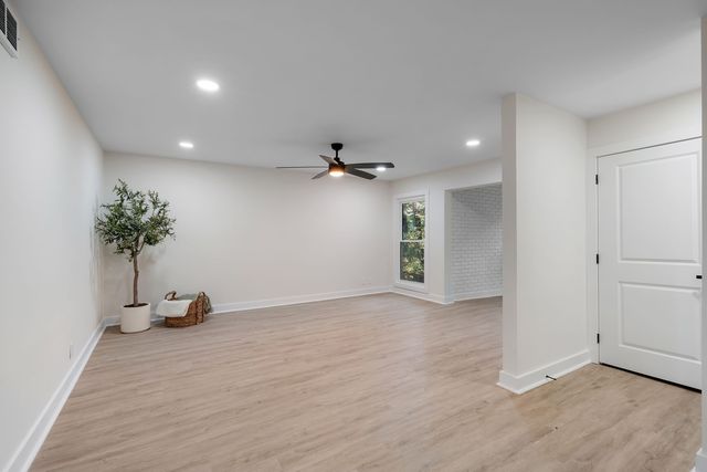116 Harding Pl C4, Nashville