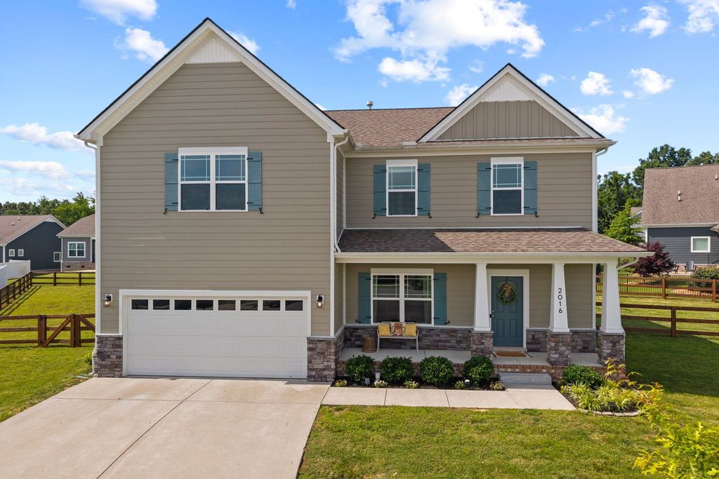 2016 Ambie Way, Fairview