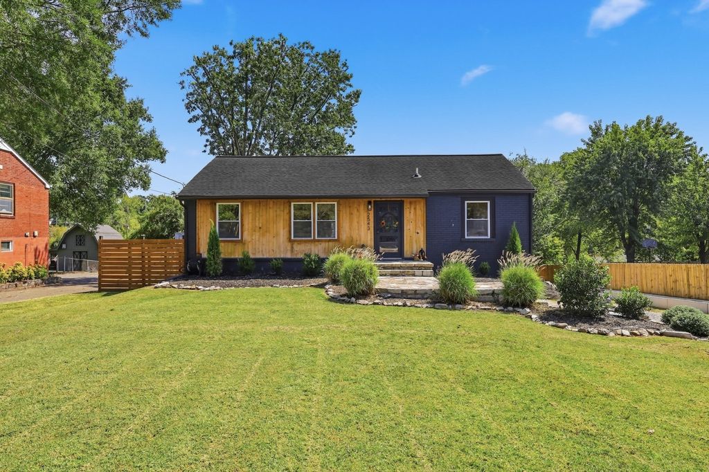 2543 Woodberry Dr, Nashville