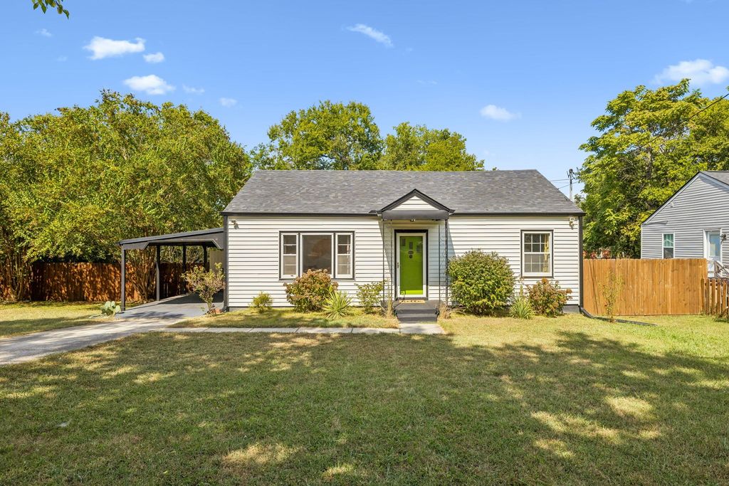 637 Carmel Ave, Madison
