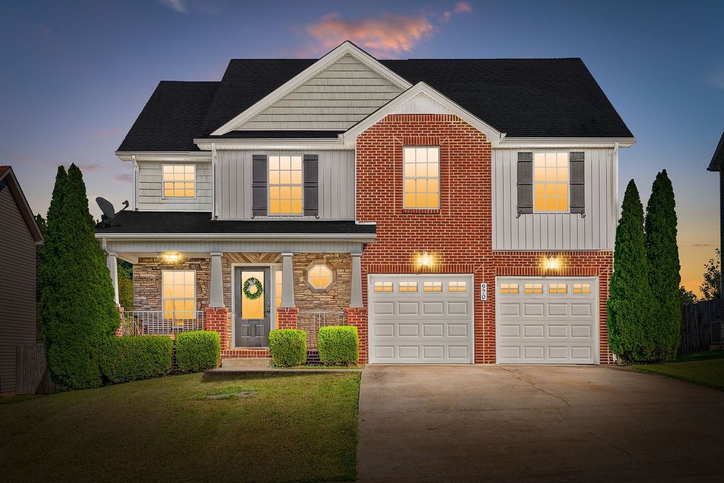 970 Dwight Eisenhower Way, Clarksville