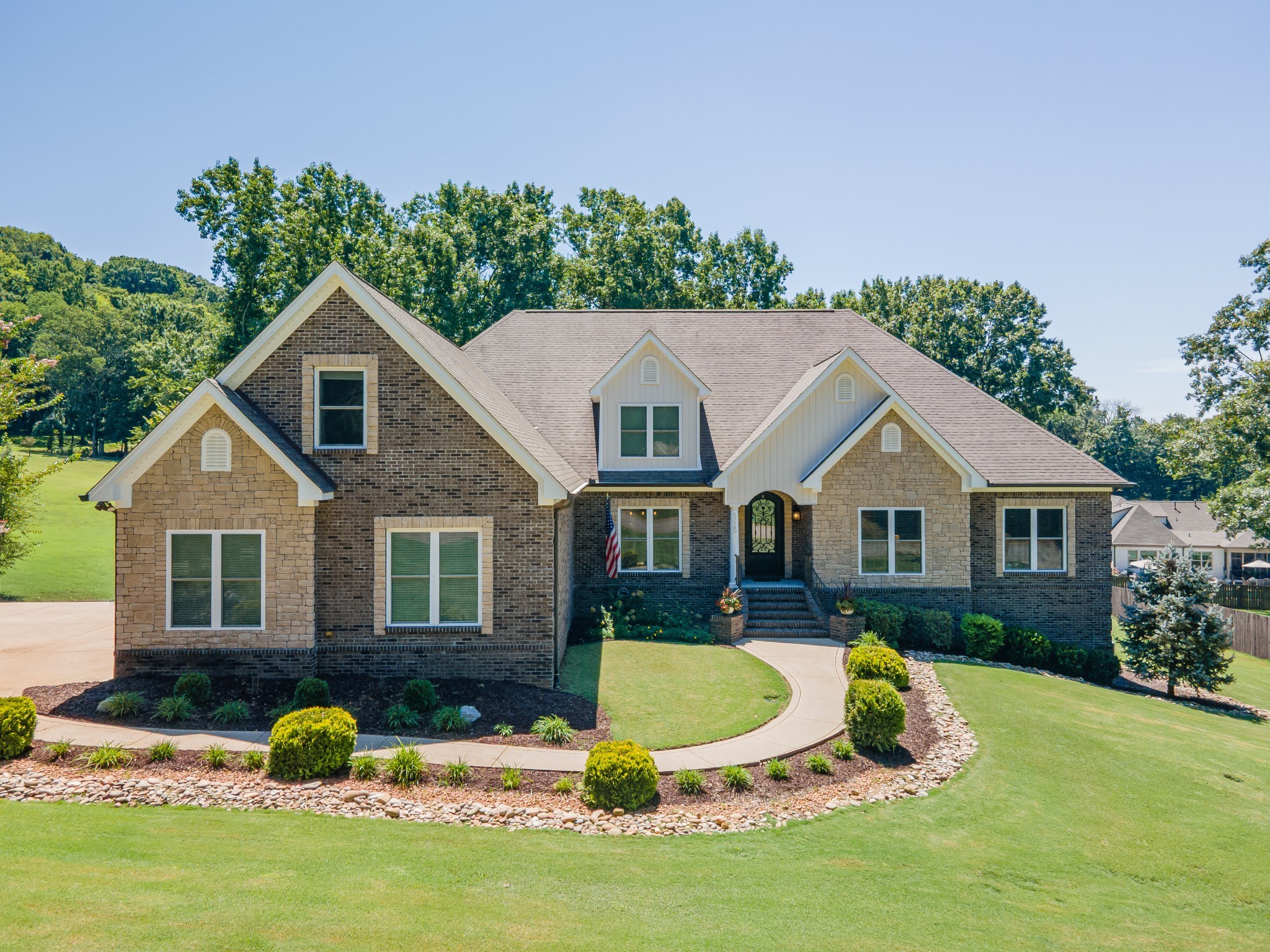 Photo of Listing #3593828