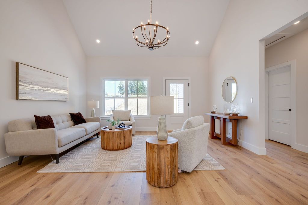 1260 Old County House Road, Charlotte