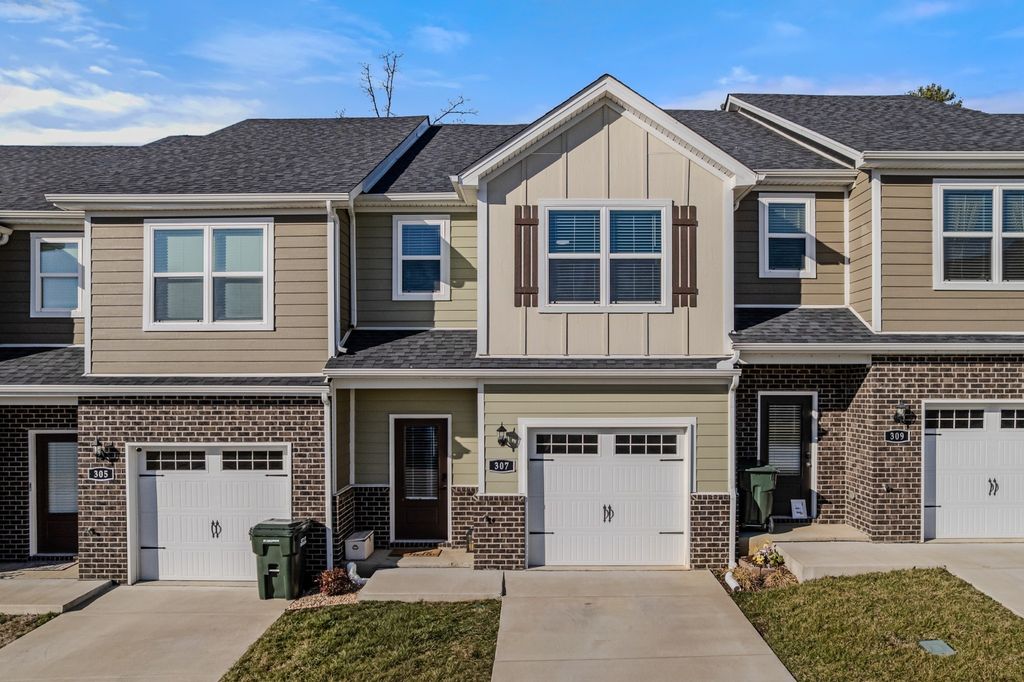 307 Masters Way, Dickson