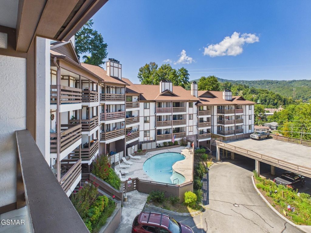 616 Turkey Nest Road 306, Gatlinburg