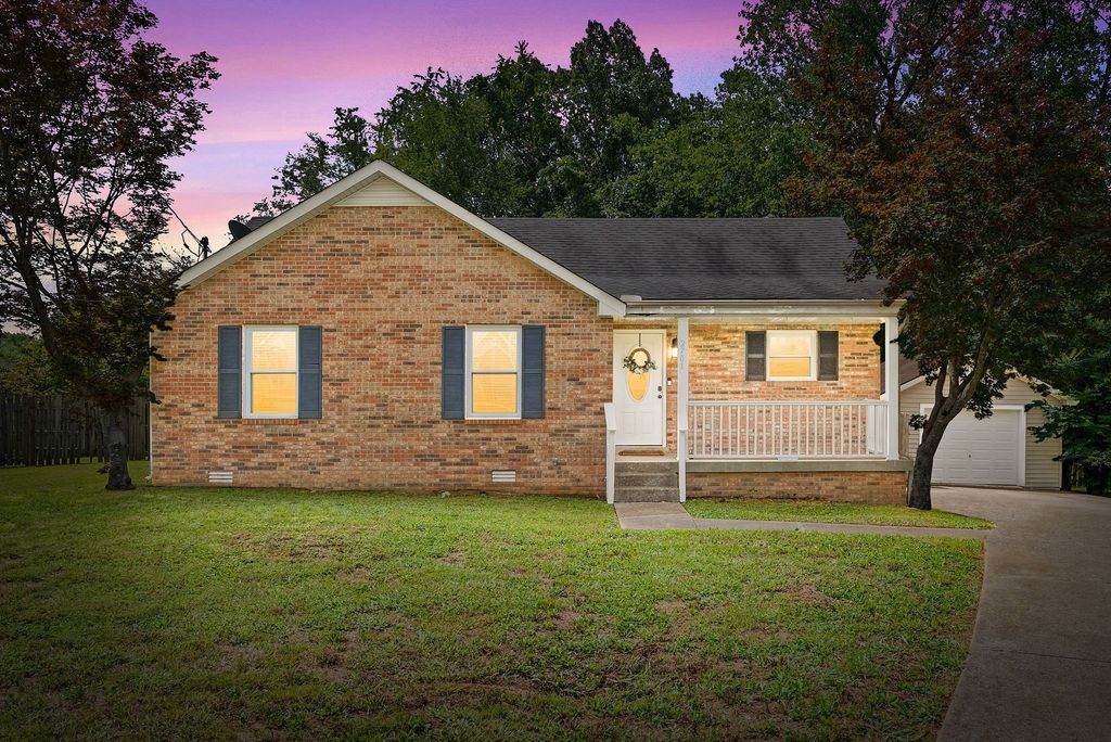 2701 E Copeland Court, Clarksville
